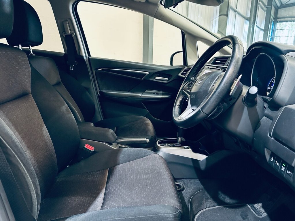Used Honda Jazz 2015 for sale - 76106135: Photo 14