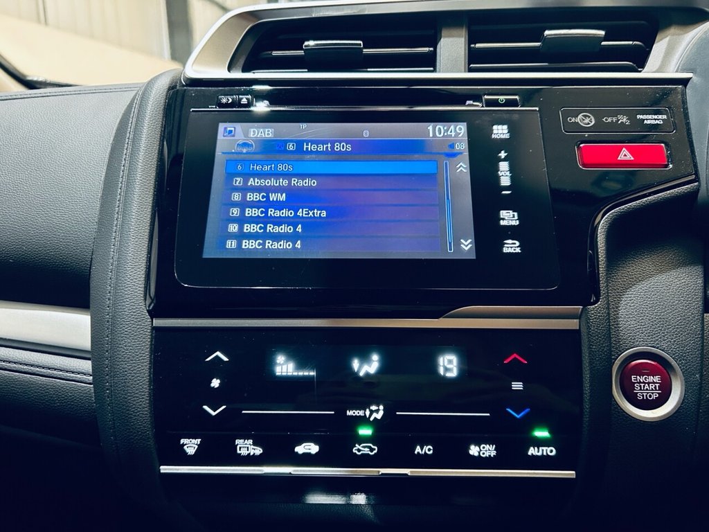 Used Honda Jazz 2015 for sale - 76106135: Photo 22