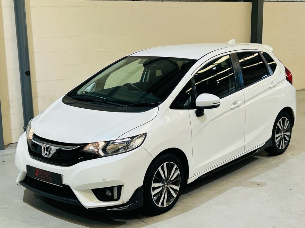 Used Honda Jazz 2015 for sale - 76106135: Photo 5