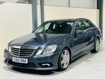 Used Mercedes-Benz E-Class 2010 for sale - 75947558: Photo