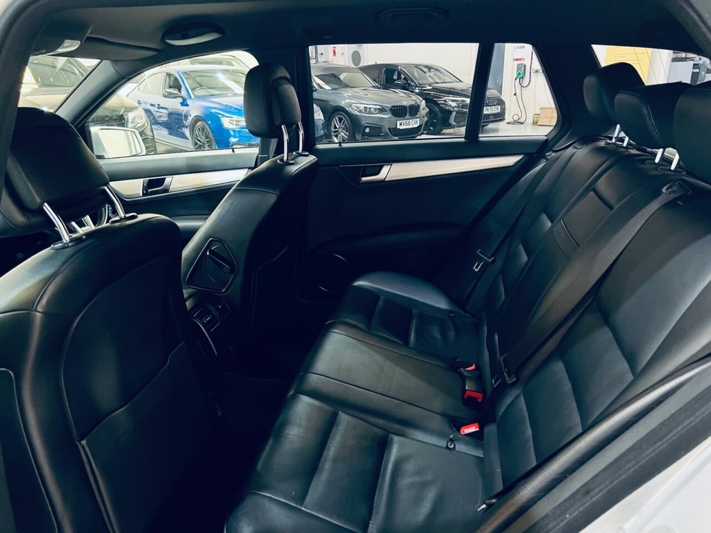 Used Mercedes-Benz C Class 2011 for sale - 77971561: Photo 17