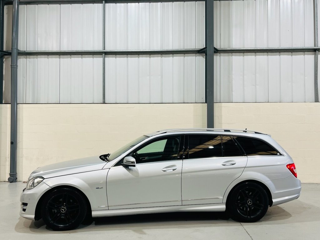 Used Mercedes-Benz C Class 2011 for sale - 77971561: Photo 31