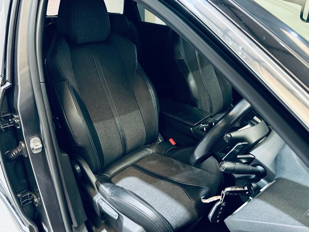 Used Peugeot 5008 2018 for sale - 76406388: Photo 14