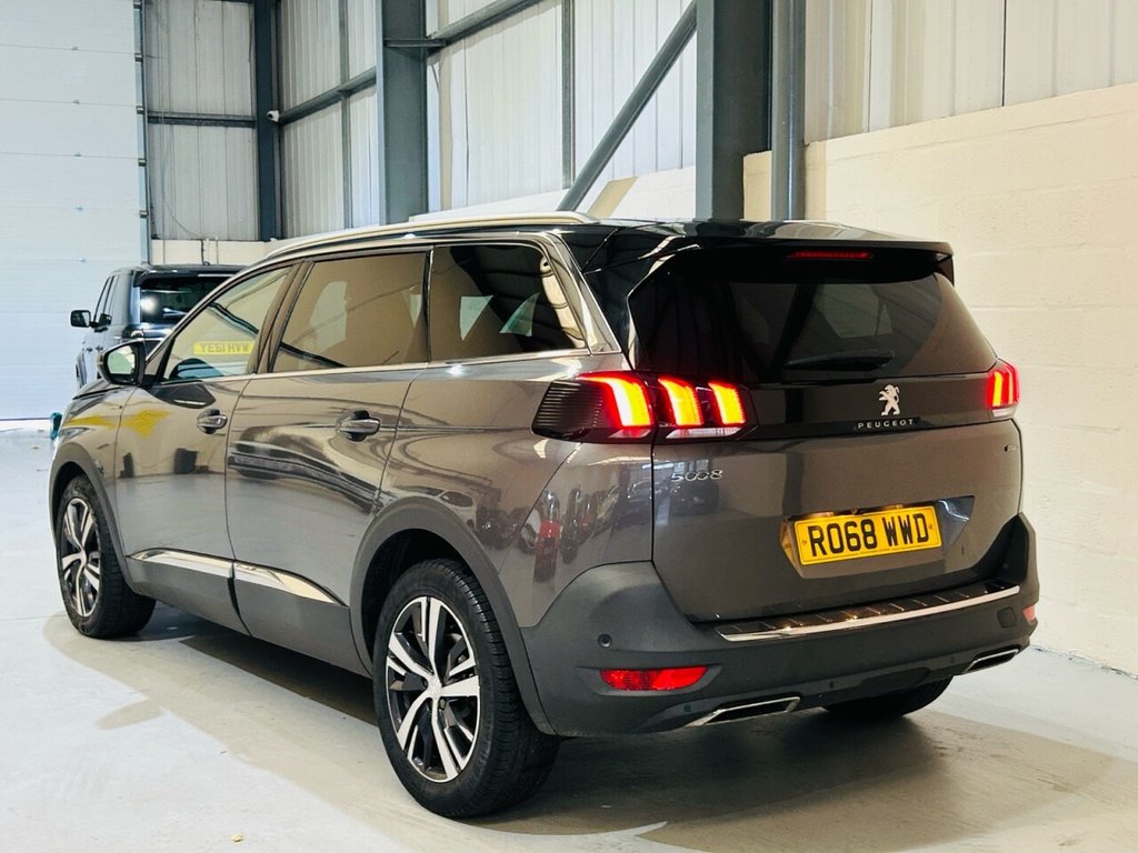 Used Peugeot 5008 2018 for sale - 76406388: Photo 3