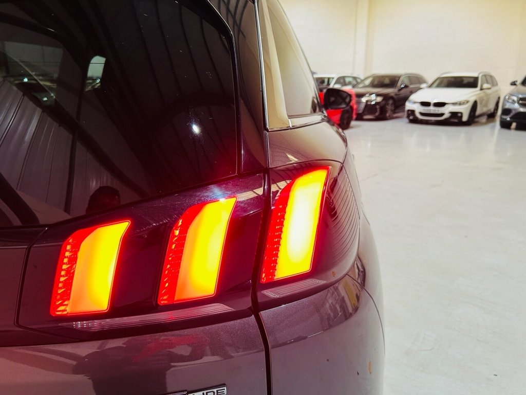 Used Peugeot 5008 2018 for sale - 76406388: Photo 8