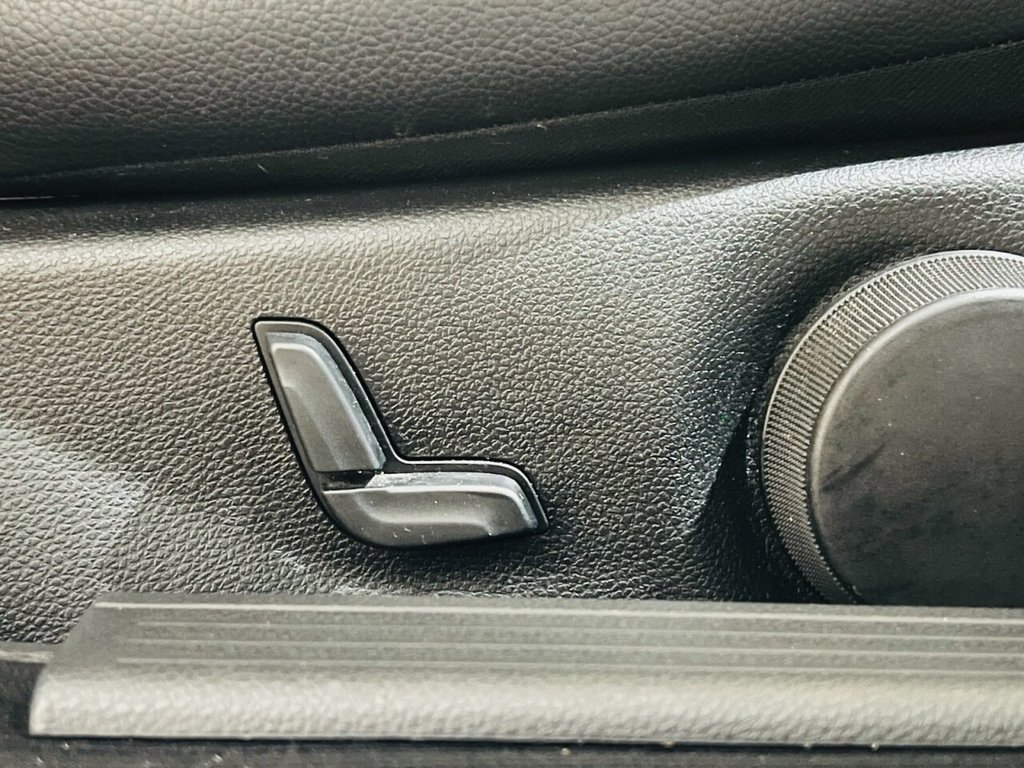 Used Mercedes-Benz C Class 2012 for sale - 77820814: Photo 9