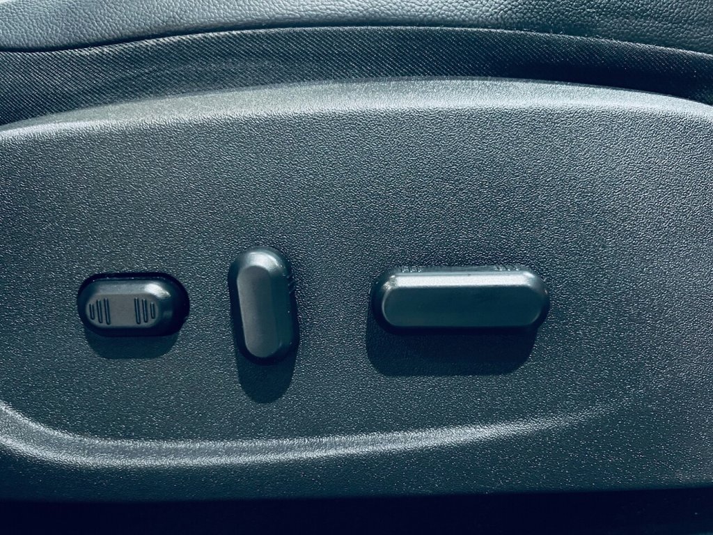 Used Ford Kuga 2015 for sale - 77263538: Photo 4