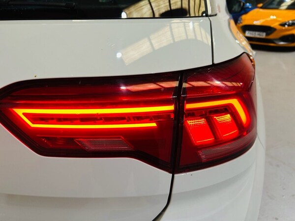 Used Volkswagen T-Roc 2018 for sale - 75666441: Photo 16