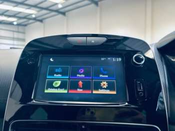 Used Renault Clio 2019 for sale - 75384371: Photo