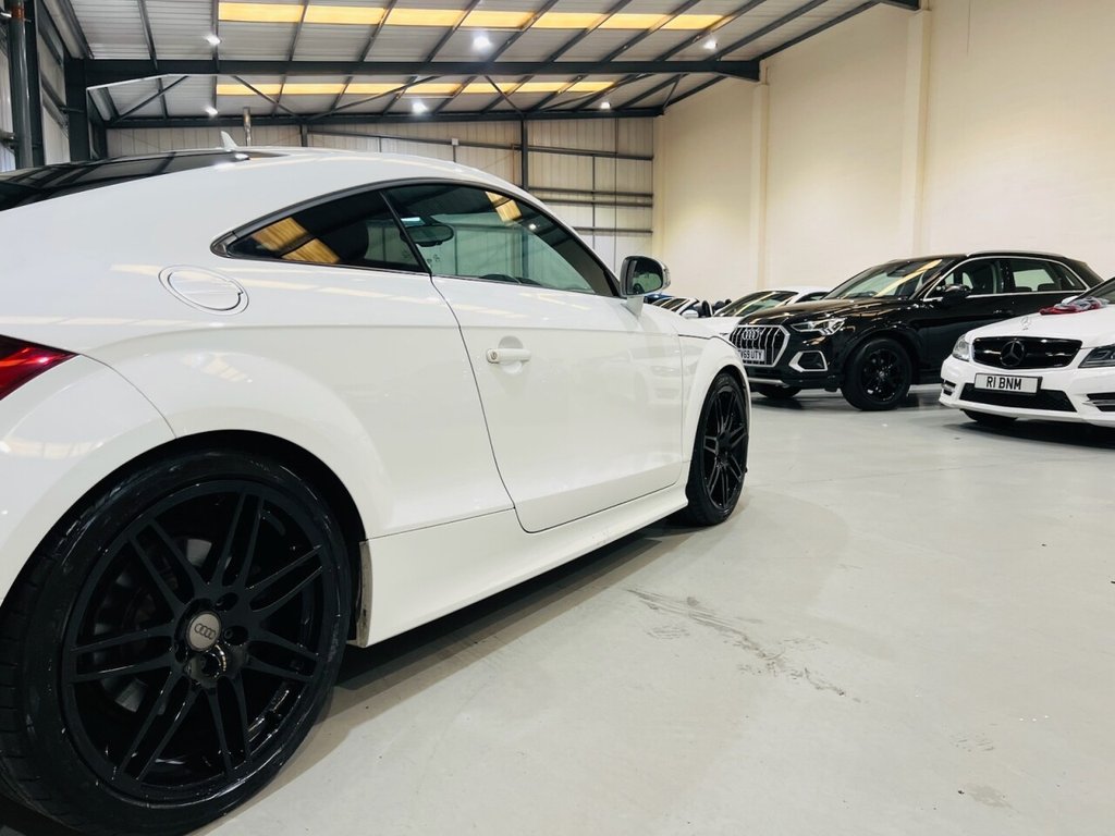 Used Audi TT 2011 for sale - 77879708: Photo 13