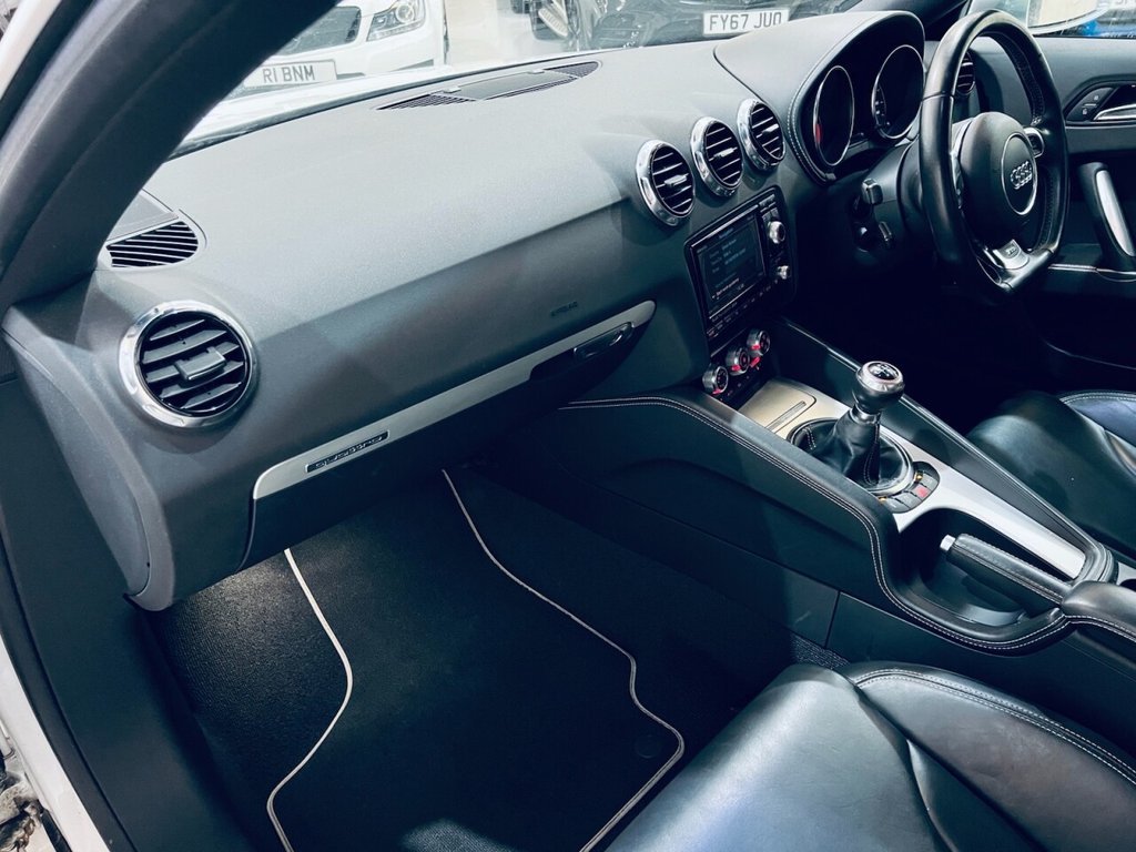 Used Audi TT 2011 for sale - 77879708: Photo 19