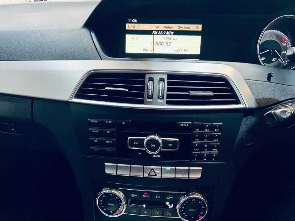 Used Mercedes-Benz C Class 2011 for sale - 77890863: Photo 38