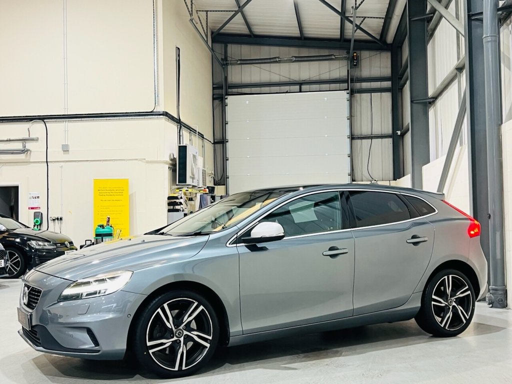Used Volvo V40 2019 for sale - 77703517: Photo 17