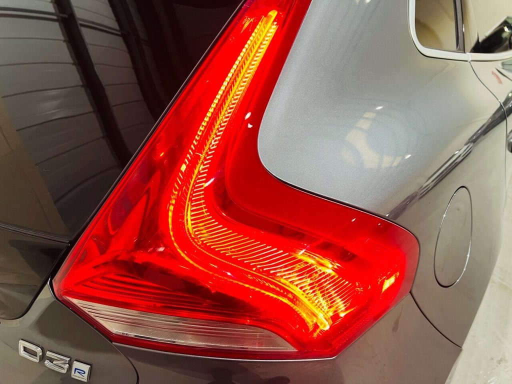 Used Volvo V40 2019 for sale - 77703517: Photo 19