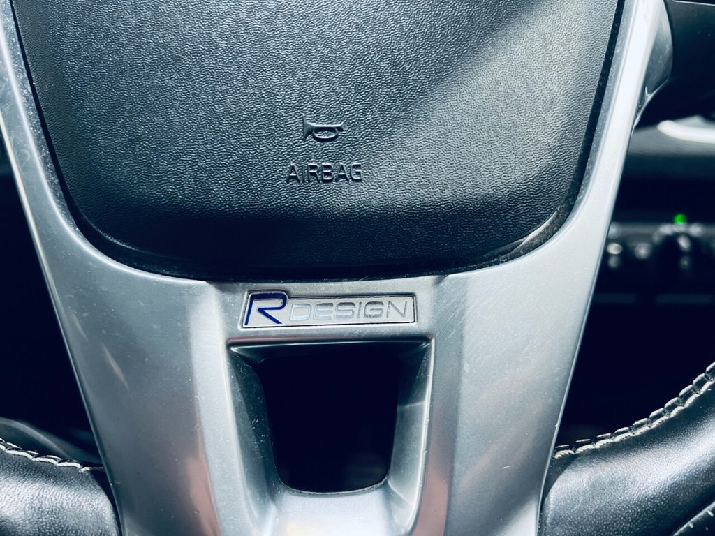 Used Volvo V40 2019 for sale - 77703517: Photo 31