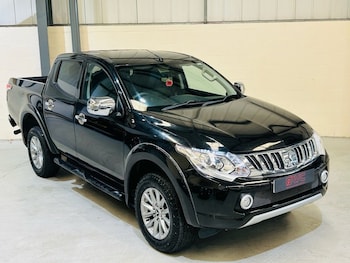 Used Mitsubishi L200 2015 for sale - 76106013: Photo