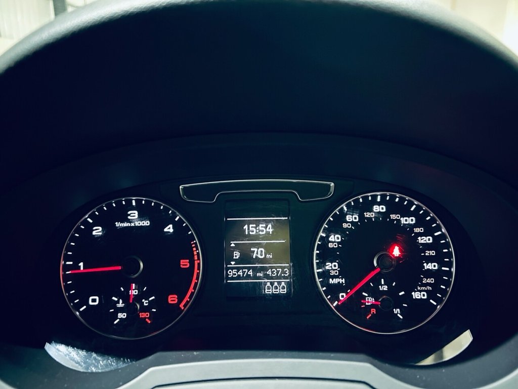 Used Audi Q3 2015 for sale - 76642892: Photo 26