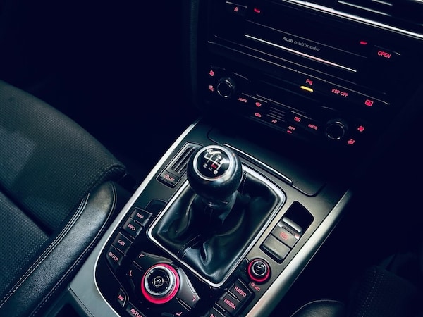 Used Audi A4 2009 for sale - 75998594: Photo 23