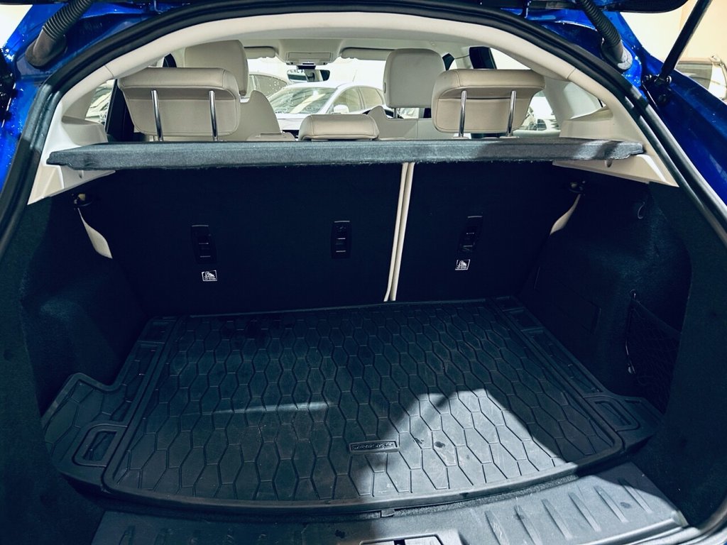 Used Jaguar E-Pace 2019 for sale - 76725104: Photo 16