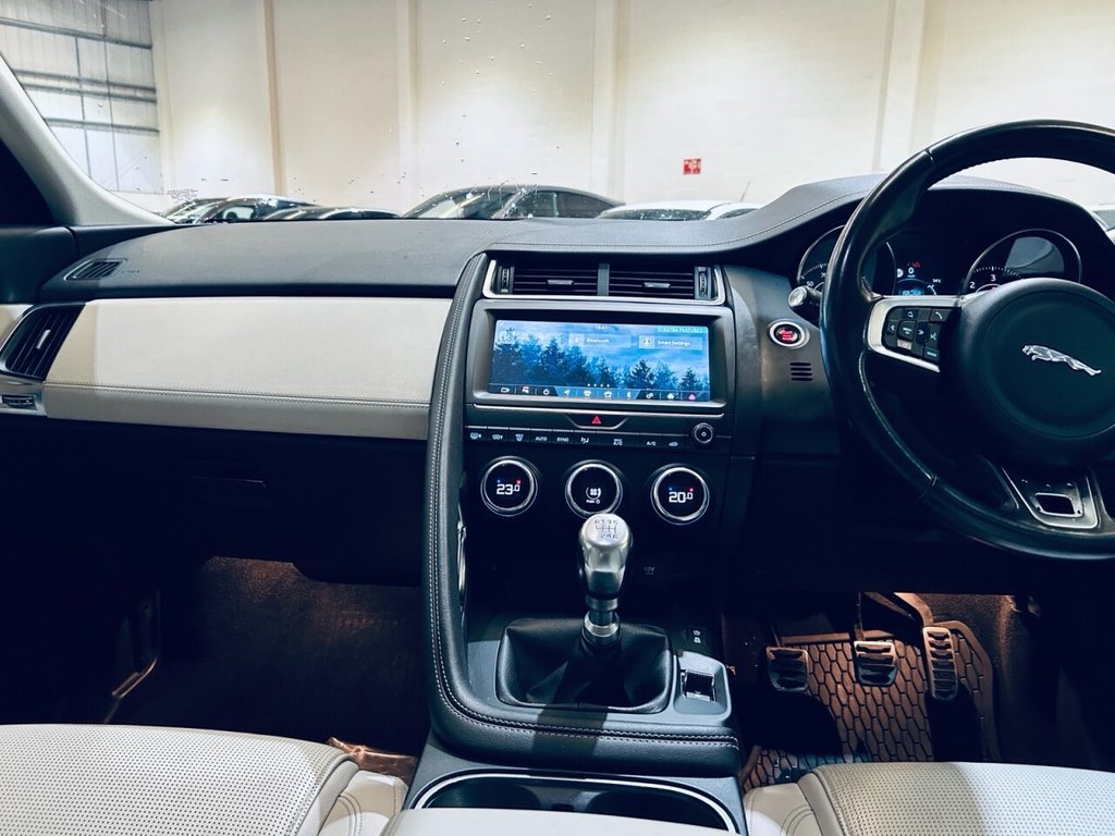 Used Jaguar E-Pace 2019 for sale - 76725104: Photo 18