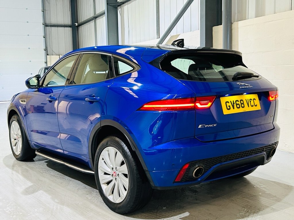 Used Jaguar E-Pace 2019 for sale - 76725104: Photo 3