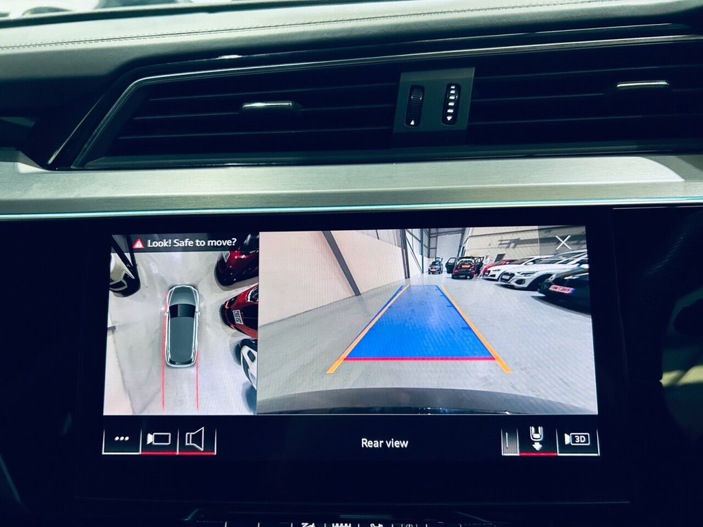 Used Audi e-tron 2021 for sale - 76509376: Photo 15