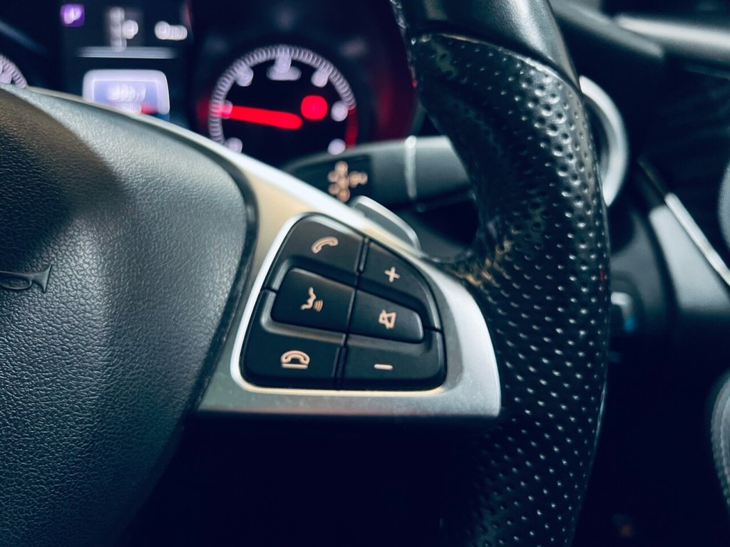 Used Mercedes-Benz GLC 2018 for sale - 77408676: Photo 30