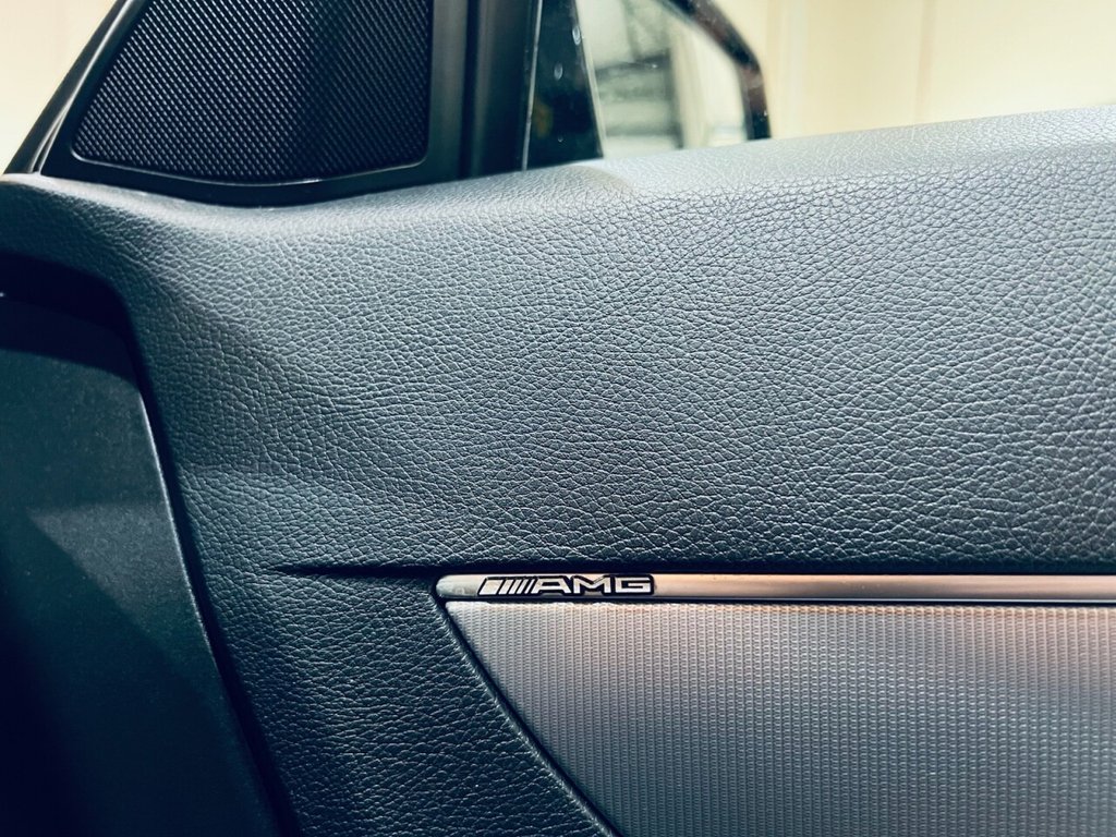 Used Mercedes-Benz E Class 2015 for sale - 77383883: Photo 25