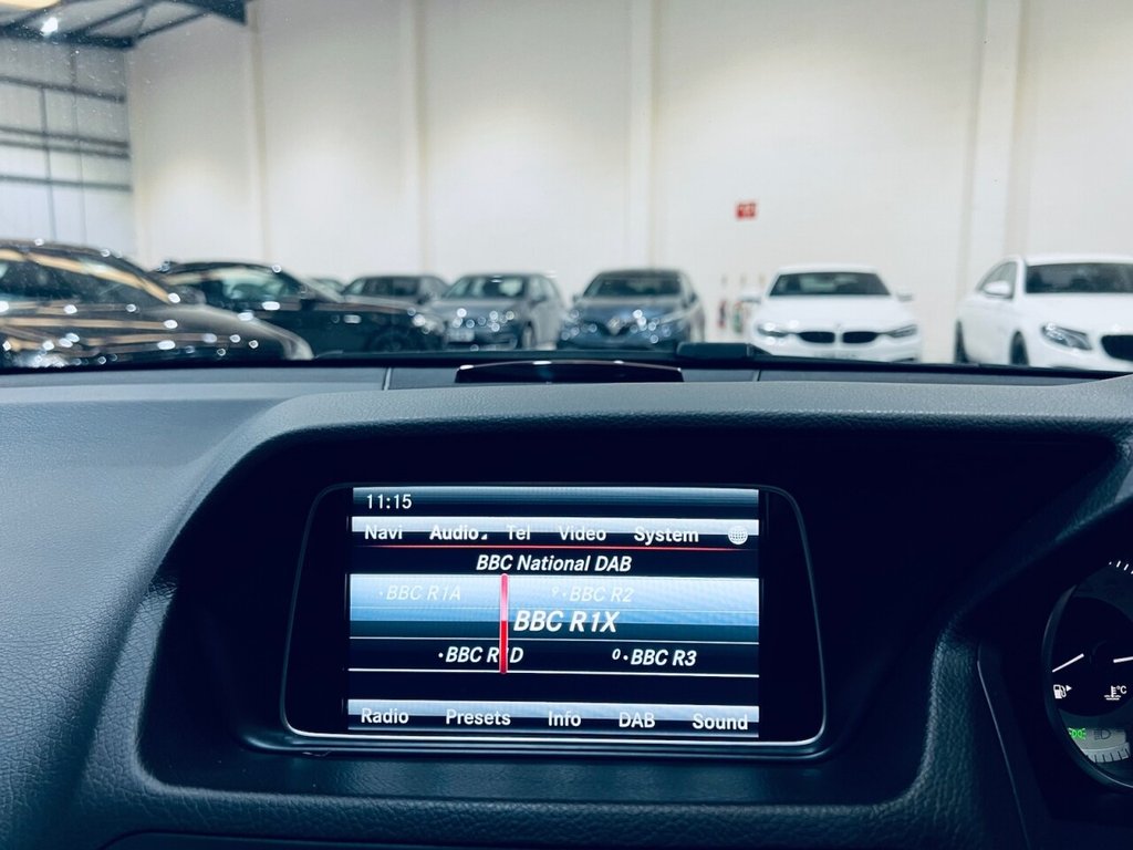 Used Mercedes-Benz E Class 2015 for sale - 77383883: Photo 32