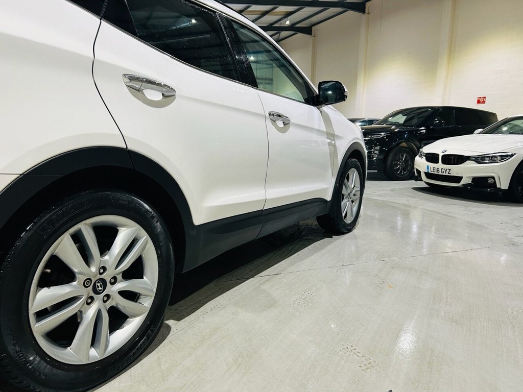 Used Hyundai Santa Fe 2014 for sale - 76950301: Photo 13