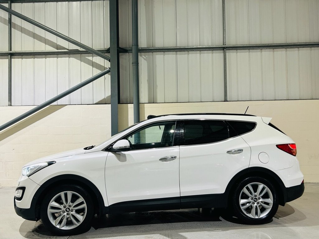 Used Hyundai Santa Fe 2014 for sale - 76950301: Photo 23