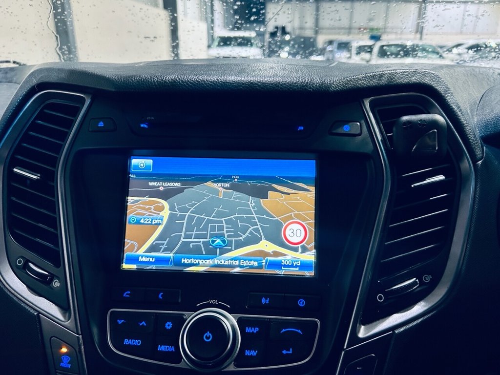 Used Hyundai Santa Fe 2014 for sale - 76950301: Photo 27