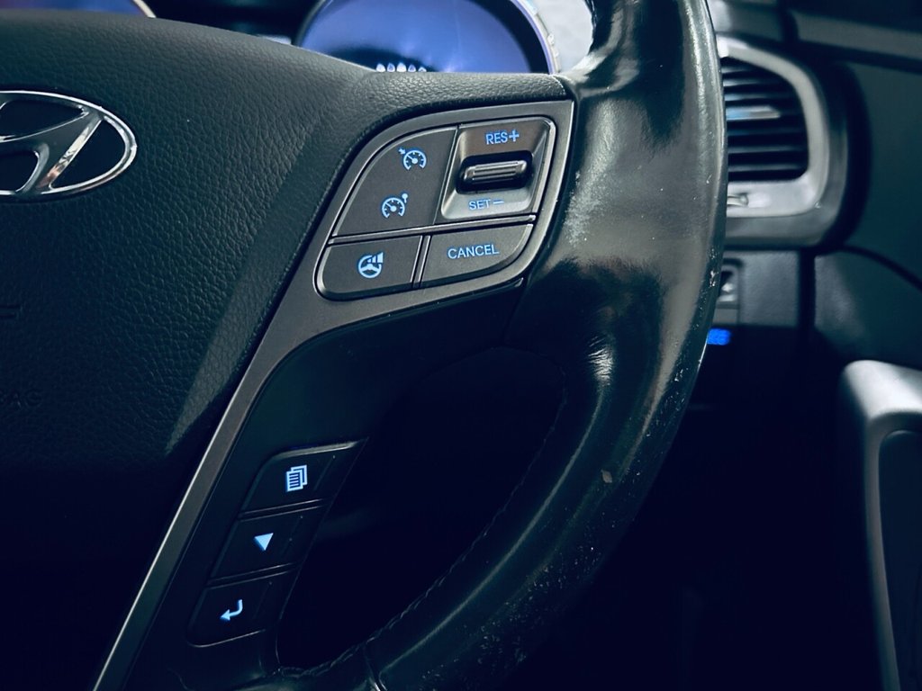 Used Hyundai Santa Fe 2014 for sale - 76950301: Photo 29