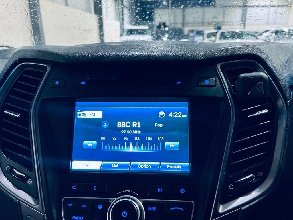 Used Hyundai Santa Fe 2014 for sale - 76950301: Photo 32