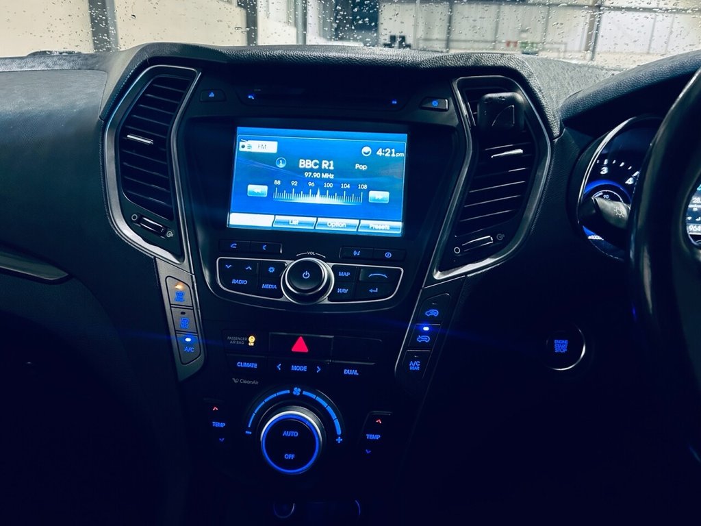 Used Hyundai Santa Fe 2014 for sale - 76950301: Photo 33