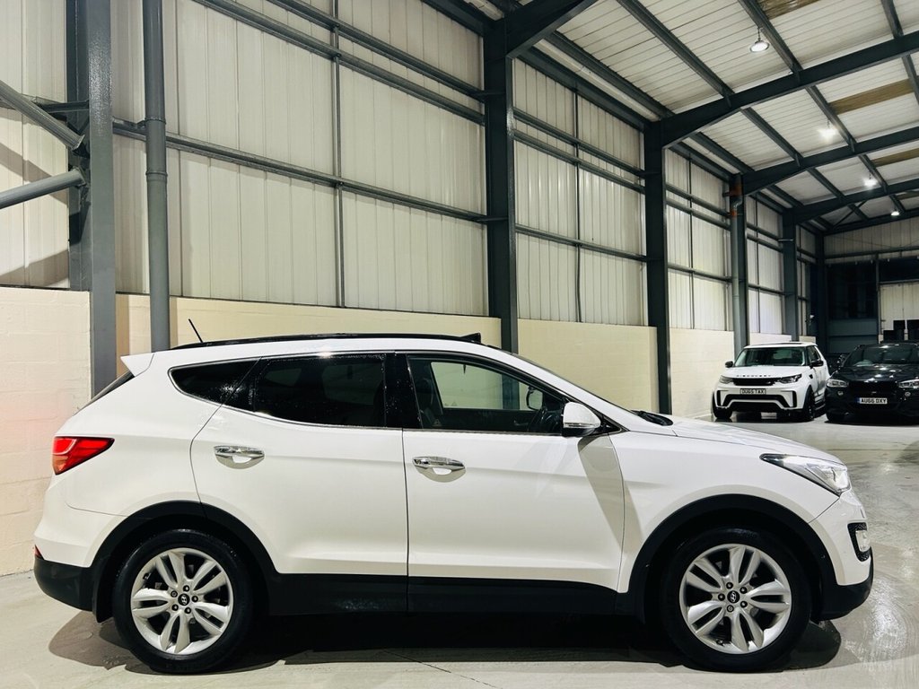 Used Hyundai Santa Fe 2014 for sale - 76950301: Photo 5