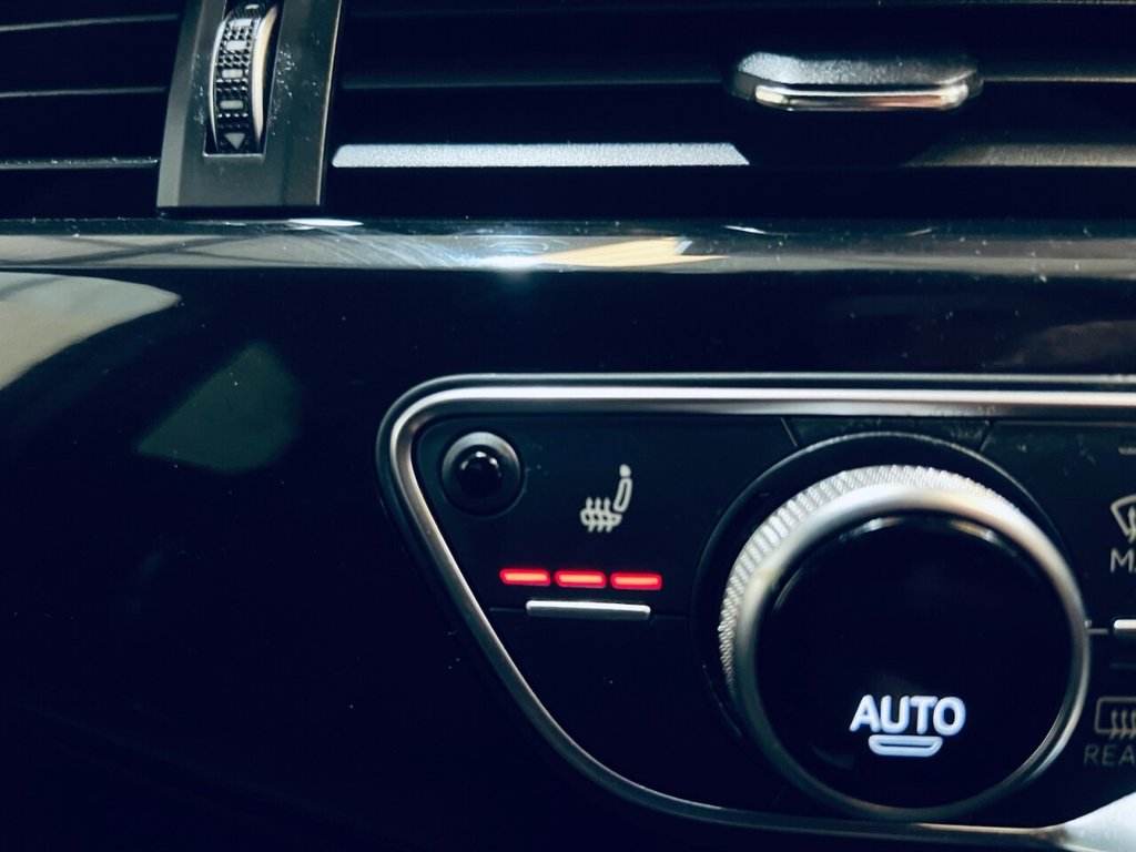 Used Audi A4 2019 for sale - 77920032: Photo 32