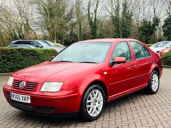 Used Volkswagen Bora 2000 for sale - 77341284: Photo