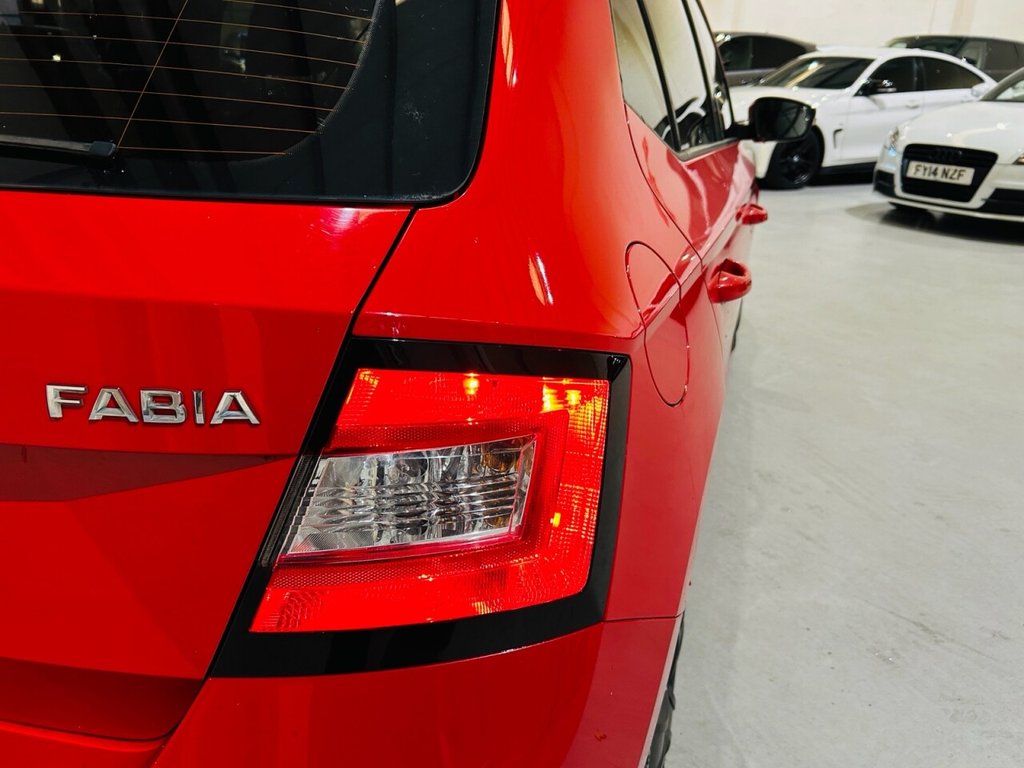 Used Skoda Fabia 2015 for sale - 76642901: Photo 12