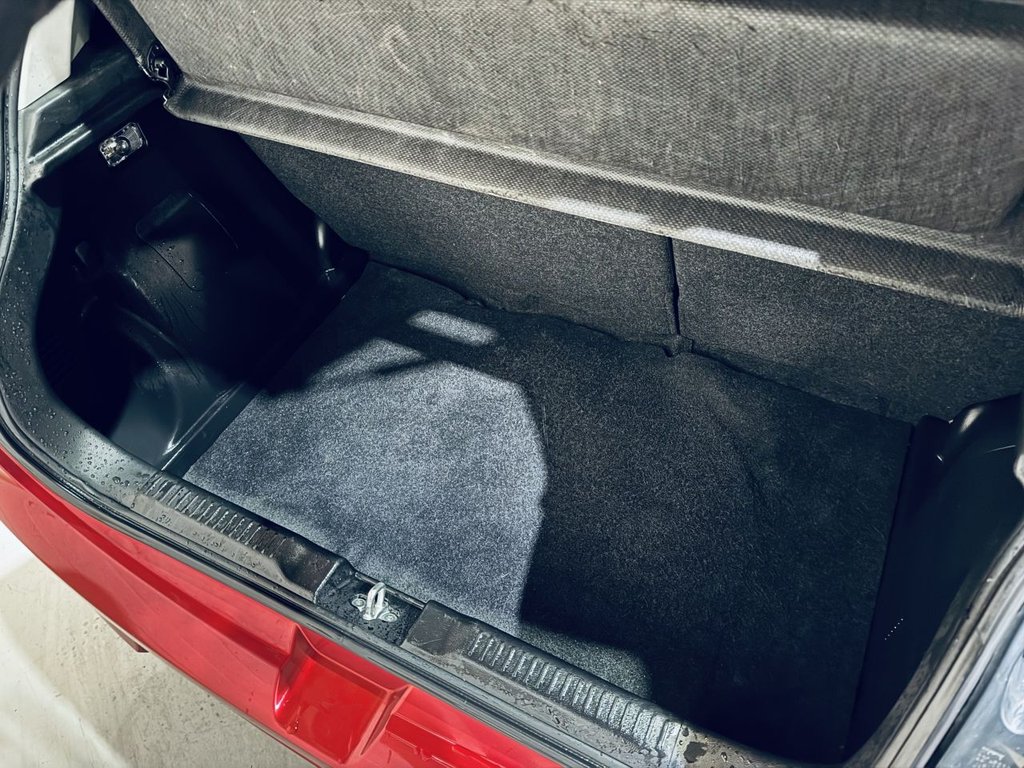 Used Suzuki Swift 2018 for sale - 76256247: Photo 11