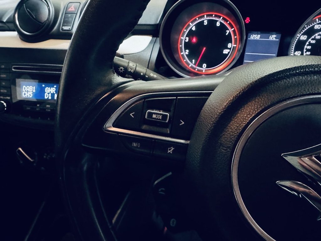 Used Suzuki Swift 2018 for sale - 76256247: Photo 21