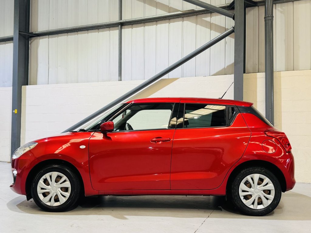 Used Suzuki Swift 2018 for sale - 76256247: Photo 3