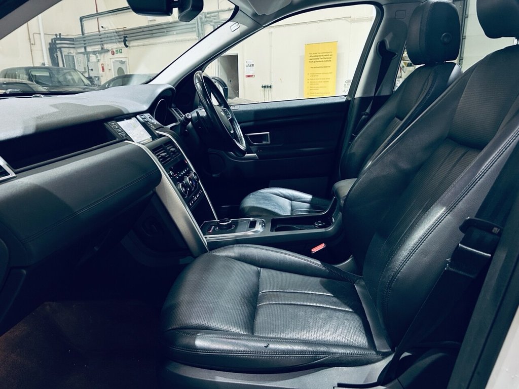 Used Land Rover Discovery Sport 2018 for sale - 76768304: Photo 12