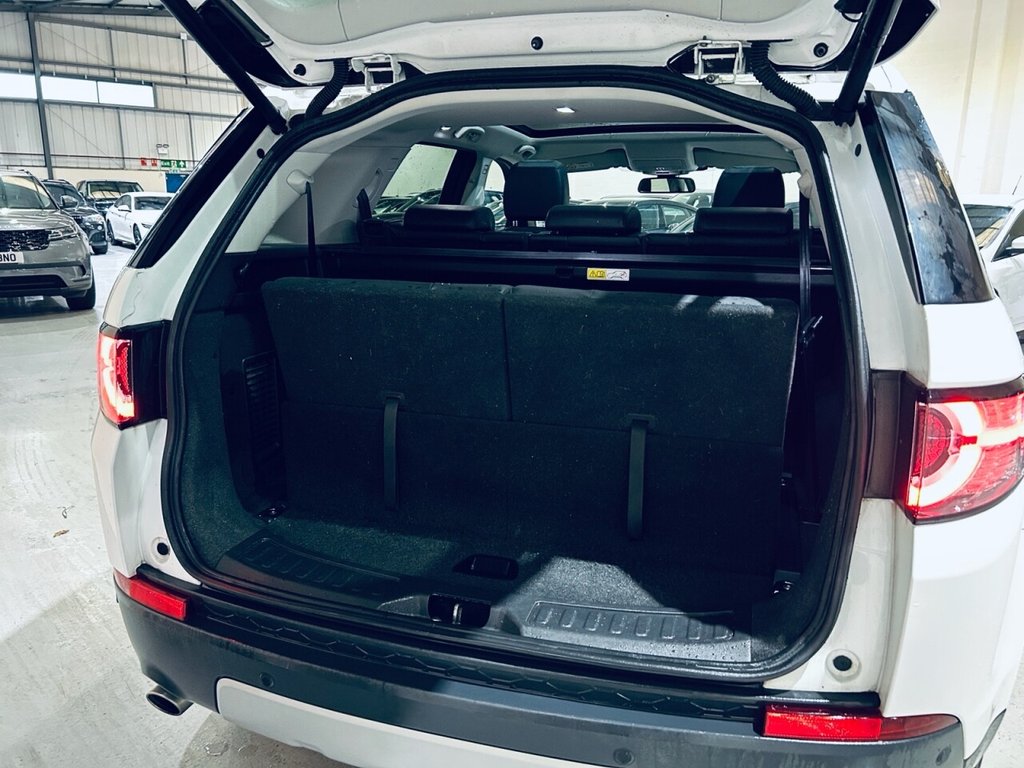 Used Land Rover Discovery Sport 2018 for sale - 76768304: Photo 13