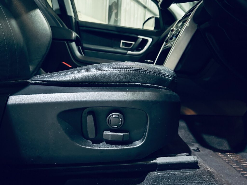 Used Land Rover Discovery Sport 2018 for sale - 76768304: Photo 18
