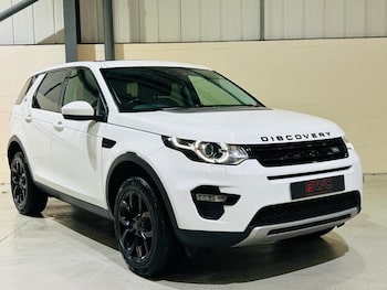Land Rover Discovery Sport feature image