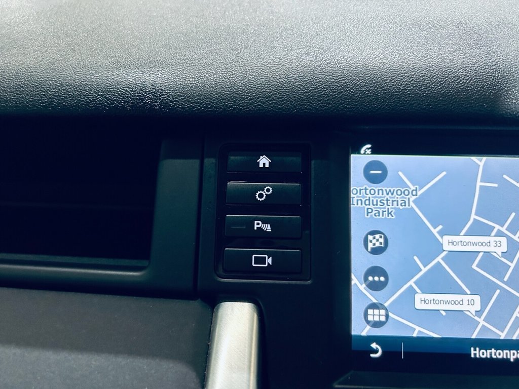 Used Land Rover Discovery Sport 2018 for sale - 76768304: Photo 22