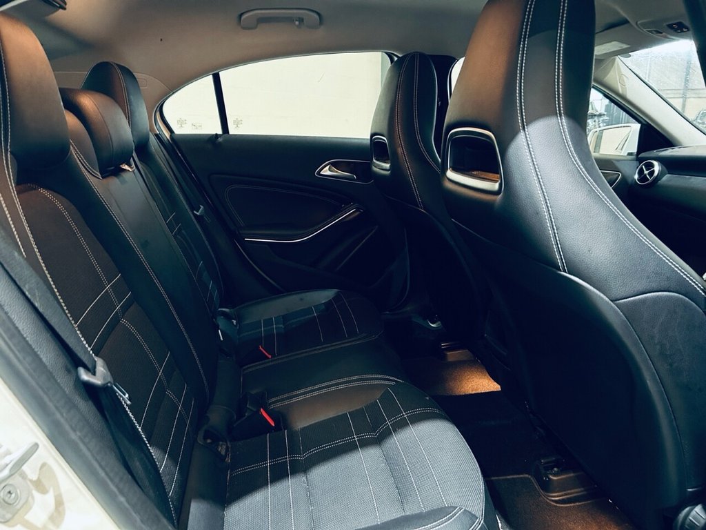 Used Mercedes-Benz A-Class 2014 for sale - 76356982: Photo 17