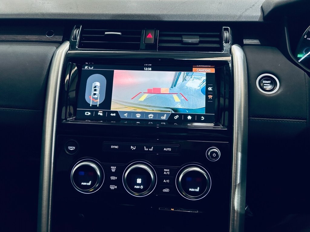 Used Land Rover Discovery 2017 for sale - 76768487: Photo 15