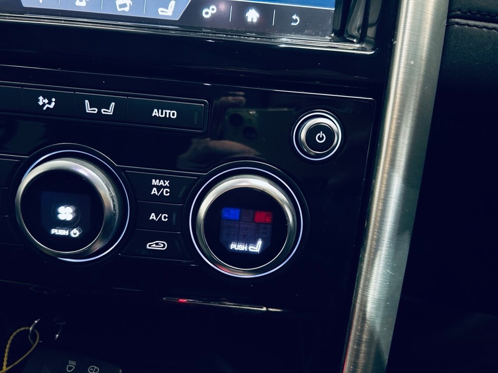 Used Land Rover Discovery 2017 for sale - 76768487: Photo 32